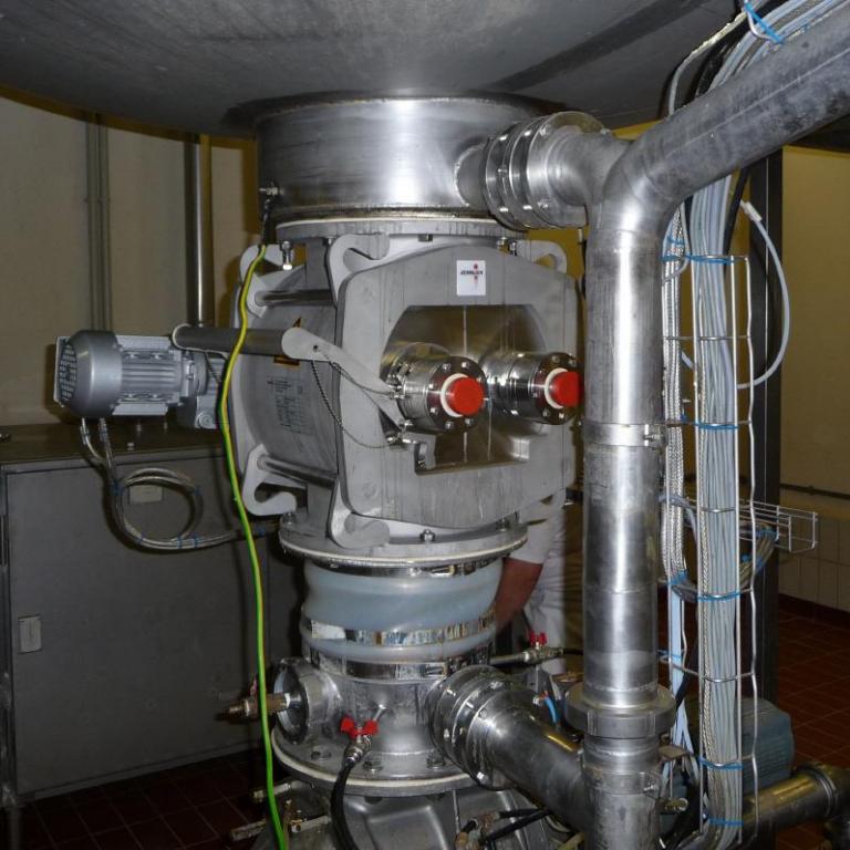 Klumpenbrecher für Molkepuler, direkt montiert unter einem Silo