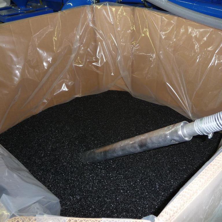 Product Feeding via vacuum conveyort of Plastic Grinding Plant